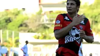 Elkeson no Vitória antes de ir para a China