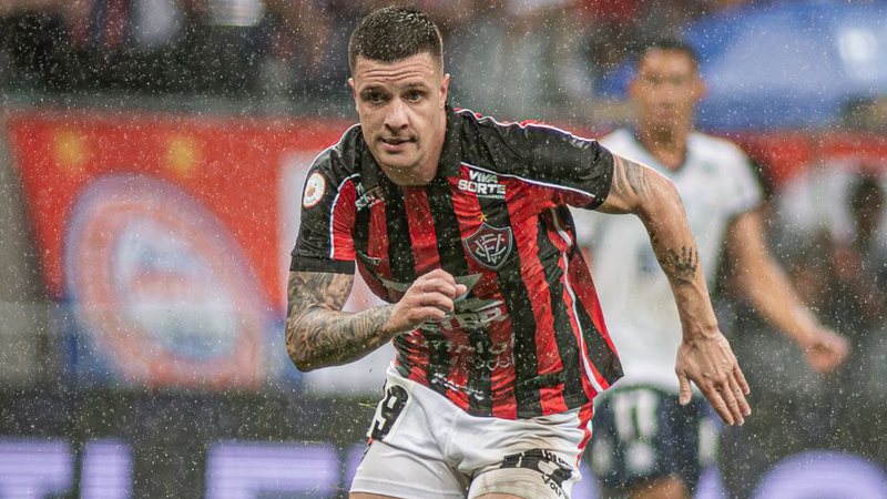renato kayzer