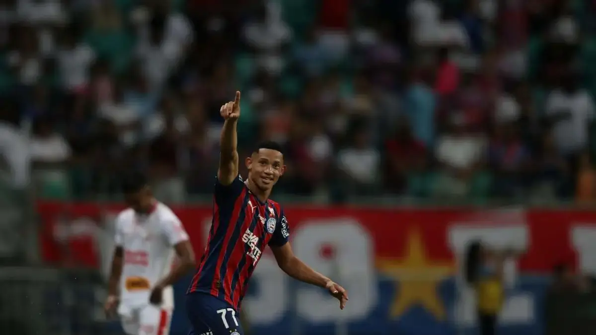 tiago bahia triunfo