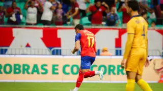 Bahia 3 x 2 Retrô: Tricolor vence na Arena Fonte Nova, mas vaga na Copa do Brasil segue em aberto