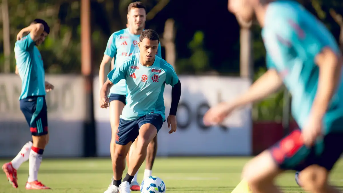 Flamengo desfalque treino jogo