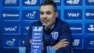 Vitória fica próximo de anunciar Jair Ventura