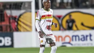 Vitória negocia contratação de Anderson Pato, destaque do Juazeirense no Baianão