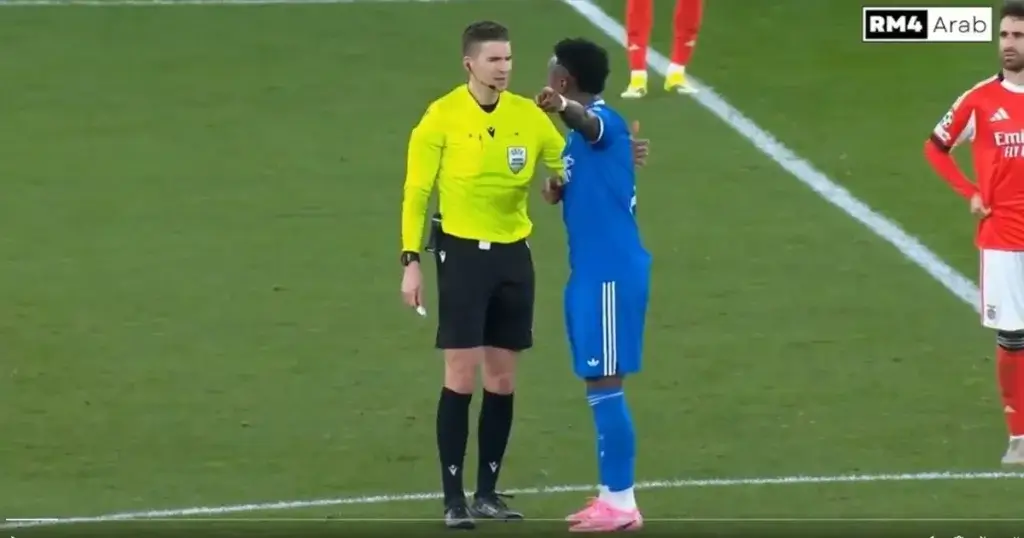 racismo sofrido por vini jr