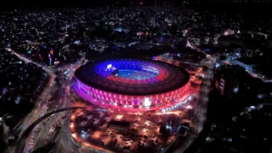 Arena Fonte Nova vista de cima com iluminação cênica
