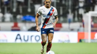 gilberto jogando pelo Bahia