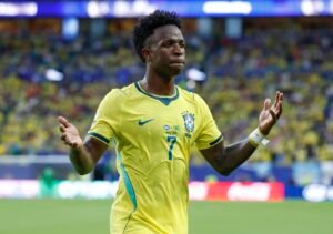 Vini Jr no jogo Escócia x Brasil na Copa do Mundo 2026