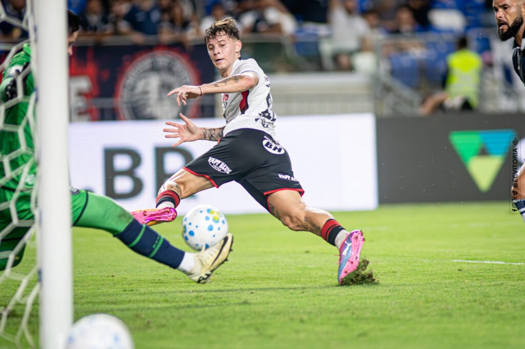 Diego Tarzia na partida Remo x Vitória em Belém do Pará