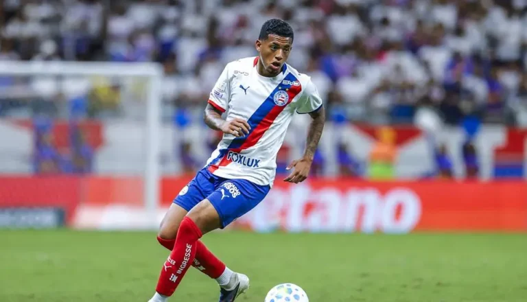 Kaue Furquim pelo Bahia em sua estreia na Série A