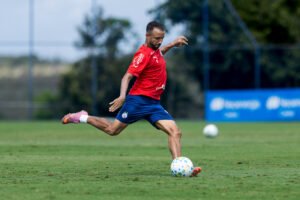 Caio Alexandre treinando pelo Bahia