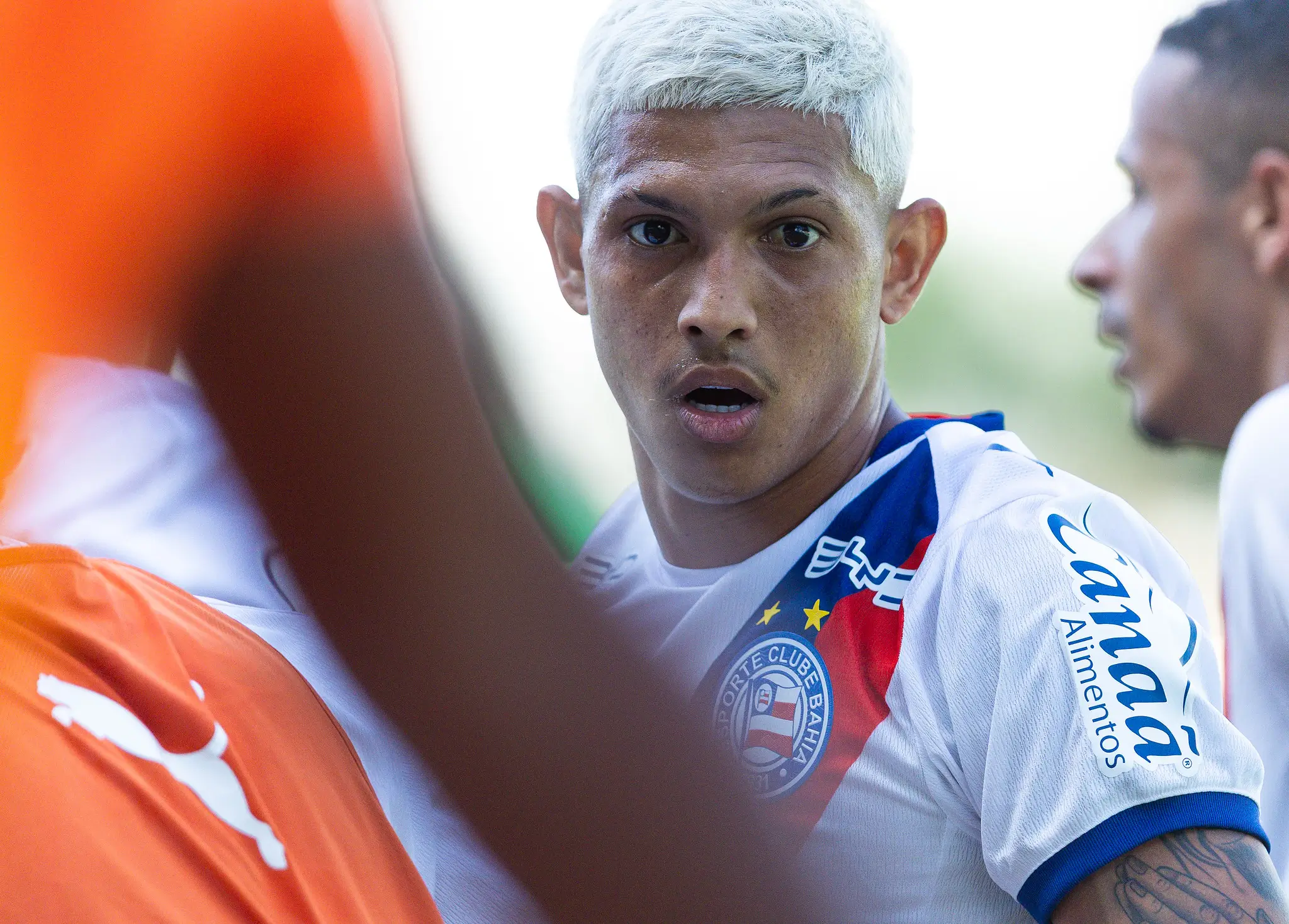 Erick Pulga com a camisa do Bahia