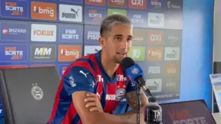 Kike Oliveira em coletiva pelo Bahia