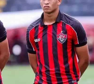 Wanderson Estrela jovem da base do Vitória