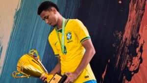 zagueiro Sandro Silva