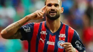 Torcedores do Bahia cobram saída de Willian José após vídeo com ataques ao Nordeste