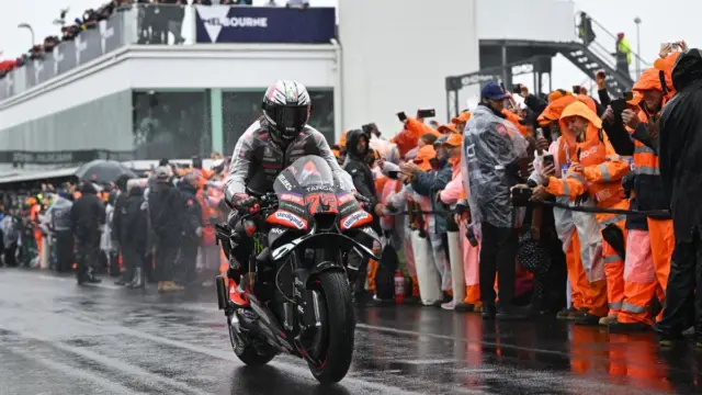 Massimo Rivola, CEO da Aprilia Racing, em coletiva de imprensa após o cancelamento do GP da Austrália de MotoGP