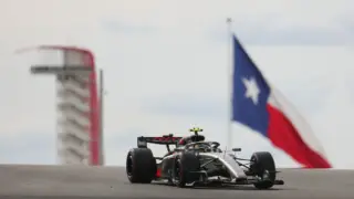 Gabriel Bortoleto em seu carro da Audi durante o Grande Prêmio dos Estados Unidos de Fórmula 1 em Austin